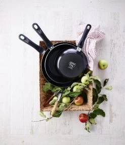 GreenChef Diamond Wokpan 28cm - Zwart - Inductie - PFAS-vrij 10 GreenChef Diamond Wokpan 28cm - Zwart - Inductie - PFAS-vrij -Keuken Verkoop 1038x1200 1