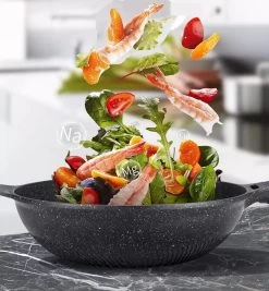 Cheffinger Wokpan Met Deksel - 32cm - Zwart - Pan - Keukenaccessoires 18 Cheffinger Wokpan Met Deksel - 32cm - Zwart - Pan - Keukenaccessoires -Keuken Verkoop 1111x1200 1