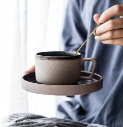 House Of Husk® Keramieke Kop En Schotel Set - Koffiekopjes - Theemokken - Koffiemokken - 250 Ml - Bruin Aardewerk -Keuken Verkoop 1161x1200 2