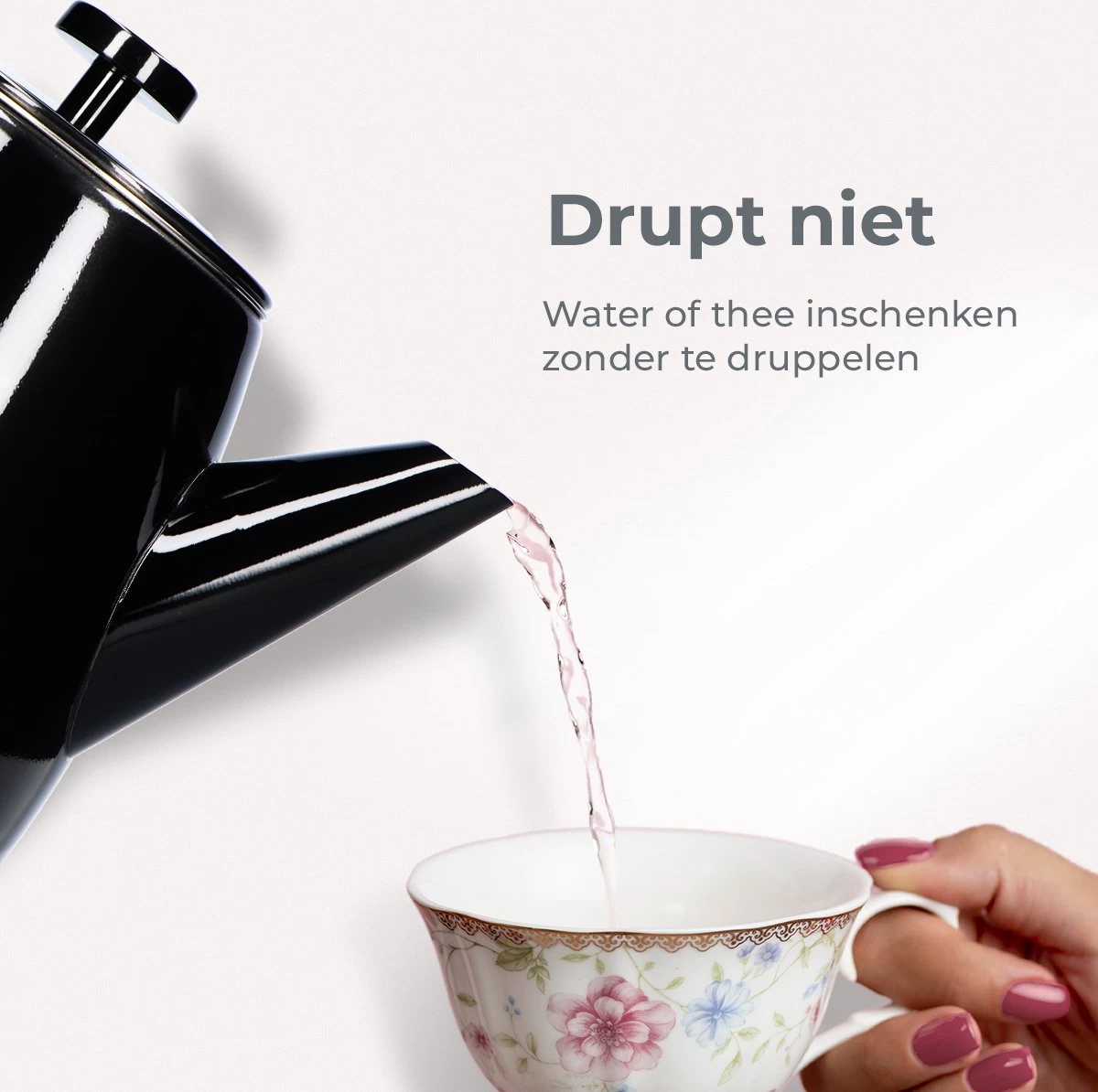 Vaja® Theepot Juliette Met Filter - Dubbelwandig -Theekan 1.0L - Glimmend Zwart 7 Vaja® Theepot Juliette Met Filter - Dubbelwandig -Theekan 1.0L - Glimmend Zwart - Afbeelding 5