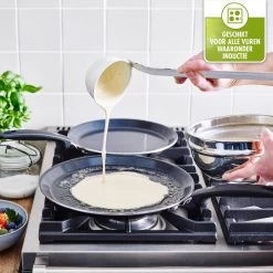 GreenPan Essentials Pannenkoekenpan 24cm - Zwart - Inductie - PFAS-vrij 21 GreenPan Essentials Pannenkoekenpan 24cm - Zwart - Inductie - PFAS-vrij -Keuken Verkoop 1200x1200 487