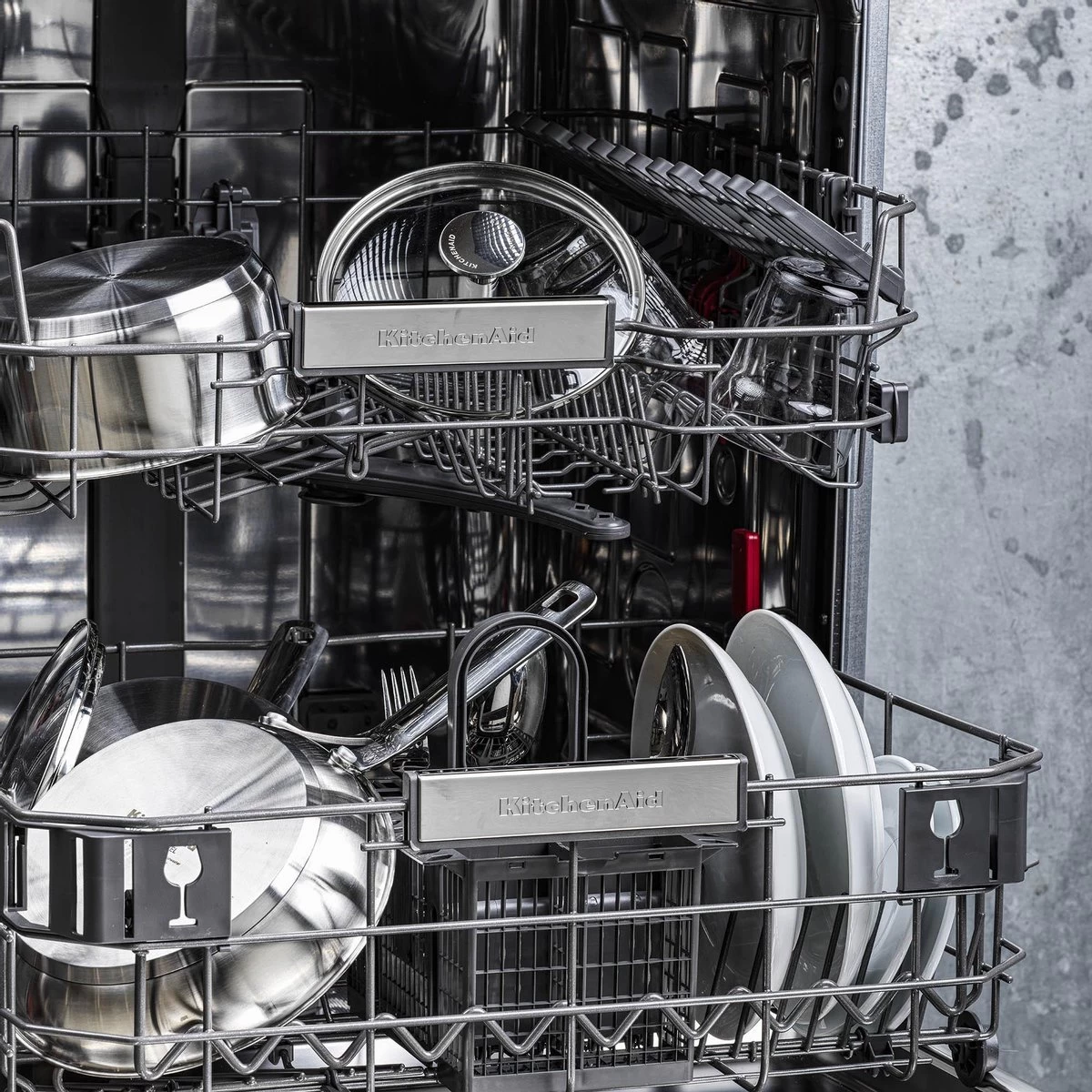 KitchenAid Stainless Steel Hapjespan Met Glazen Deksel ø28cm - RVS - Inductie - Anti-aanbak 6 KitchenAid Stainless Steel Hapjespan Met Glazen Deksel ø28cm - RVS - Inductie - Anti-aanbak - Afbeelding 4