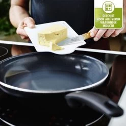 GreenPan Cambridge Hapjespan Met Deksel 24cm - Zwart - Inductie - PFAS-vrij -Keuken Verkoop 1200x1200 592