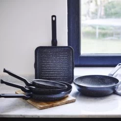 BK Universe Grillpan 26x26 Cm - Inductie - Anti-aanbak - PFAS-vrij 9 BK Universe Grillpan 26x26 Cm - Inductie - Anti-aanbak - PFAS-vrij -Keuken Verkoop 1200x1200 613