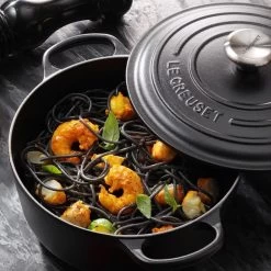 Le Creuset Signature Braadpan - 4,2 L - 24 Cm - Zwart -Keuken Verkoop 1200x1200 686