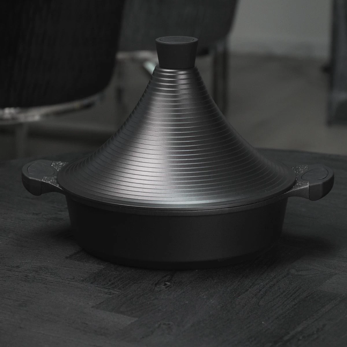 BIKO | Luxe Aluminium Tajine Inductie| Tagine | Geschikt Voor 4-8 Personen - Inductie - Zwart 7 BIKO | Luxe Aluminium Tajine Inductie| Tagine | Geschikt Voor 4-8 Personen - Inductie - Zwart - Afbeelding 5