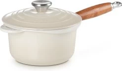 Le Creuset Steelpan - Met Deksel - Tradition - Meringue - ø 18 Cm / 1.8 Liter