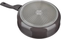 Satoshi Valcourt Hapjespan Ø24 CM Marble Coating -Keuken Verkoop 1200x776 4