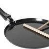 Zwarte Pannenkoekenpan/crepepan 24 Cm Met Anti-aanbak Laag En Houten Beslag Verdeler - Pannenkoeken/crepes - Koken