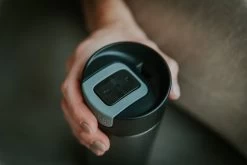 Kambukka Olympus Thermosbeker 500 Ml - Makkelijk Reinigen - Lekvrije Koffiebeker - RVS - Darkness -Keuken Verkoop 1200x800 142