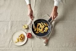 Demeyere Alu Cosi 3 Koekenpan - Ceraforce - 24 Cm - PTFE-vrij -Keuken Verkoop 1200x800 69