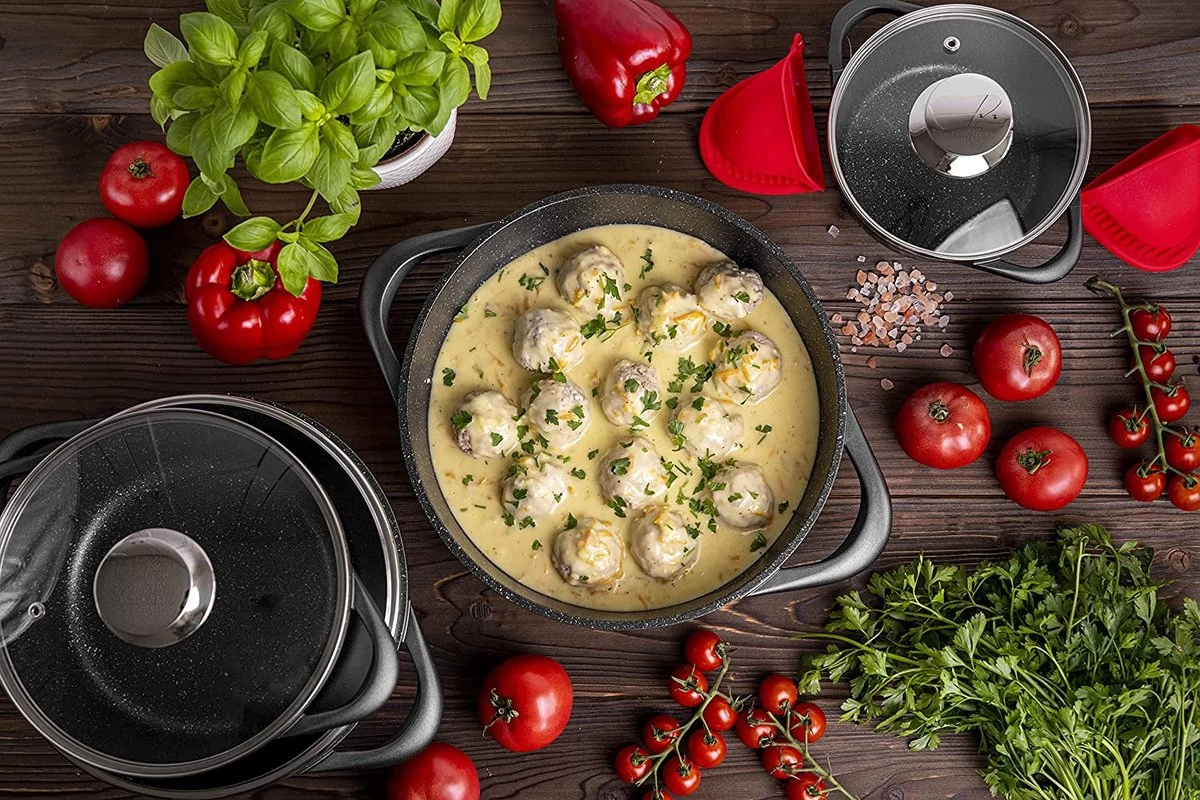 Smile - 8 Delige Pannenset - Antiaanbaklaag - Vaatwasser Bestendig - Geschikt Voor Iedere Kookplaat - MGK-18 - Zwart 10 Smile - 8 Delige Pannenset - Antiaanbaklaag - Vaatwasser Bestendig - Geschikt Voor Iedere Kookplaat - MGK-18 - Zwart - Afbeelding 8