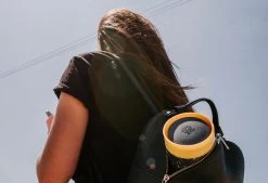 Circular&Co. Herbruikbare To Go Koffiebeker (rCUP) Zwart/blauw 8oz/227ml 11 Circular&Co. Herbruikbare To Go Koffiebeker (rCUP) Zwart/blauw 8oz/227ml -Keuken Verkoop 1200x823 4