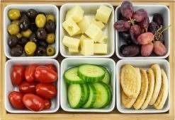 Krumble Borrelplank Met 6 Schaaltjes - Borrelplank - Tapasschaal - Serveerschaal Met Vakjes - Snackschaal - Snack- & Tappasschalen - Serveerplanken- Serveerschalen - Hout En Keramiek - 6 Delig Schaaltjes - Wit En Bruin -Keuken Verkoop 1200x826 7