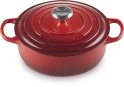 Le Creuset - Gietijzeren - Lage Braadpan - 24cm - Kersenrood -Keuken Verkoop 1200x843 1