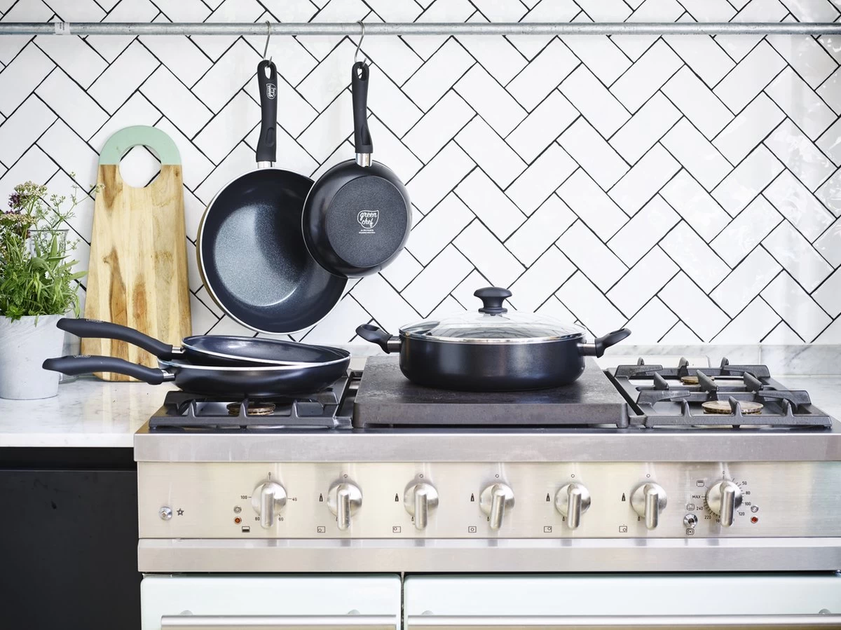GreenChef Diamond Wokpan 28cm - Zwart - Inductie - PFAS-vrij 7 GreenChef Diamond Wokpan 28cm - Zwart - Inductie - PFAS-vrij - Afbeelding 5