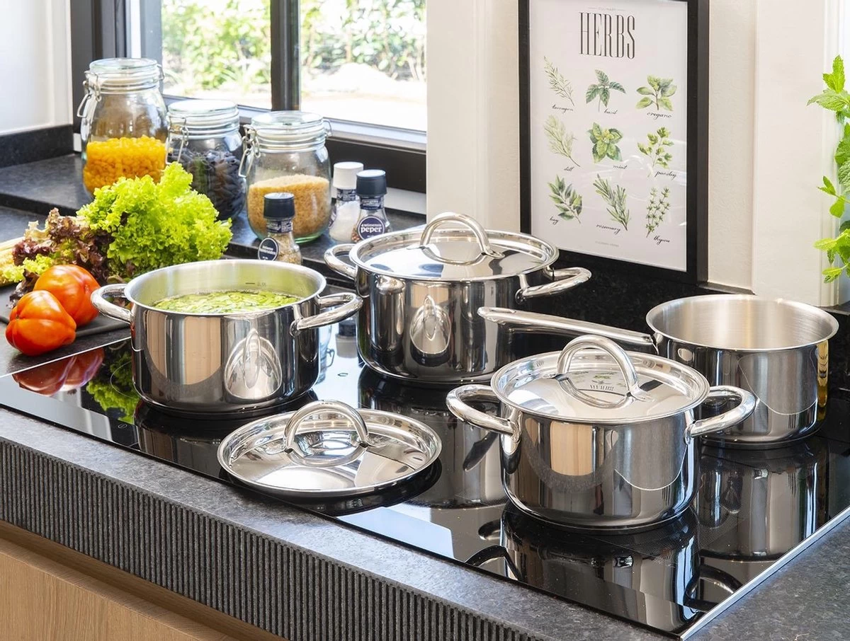 Sola Pannenset Blizz - 4 Delig - Ø Cm - Zilver - RVS - Sandwichbodem 4 Sola Pannenset Blizz - 4 Delig - Ø Cm - Zilver - RVS - Sandwichbodem - Afbeelding 2