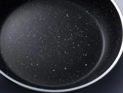 Sola Hapjespan Stonehenge - Ø 28 Cm - Zwart/wit - Aluminium - Antiaanbaklaag -Keuken Verkoop 1200x906 6