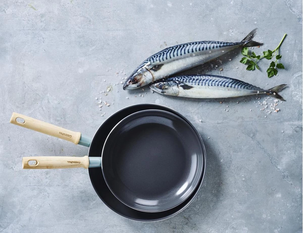 GreenPan Mayflower Pannenset - 3-delig + 2 Accessoires - Lichtblauw - Inductie - PFAS-vrij 5 GreenPan Mayflower Pannenset - 3-delig + 2 Accessoires - Lichtblauw - Inductie - PFAS-vrij - Afbeelding 3