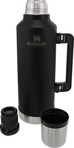 Stanley The Legendary Classic Bottle 2.3L Matte Black Pebble -Keuken Verkoop 605x1200
