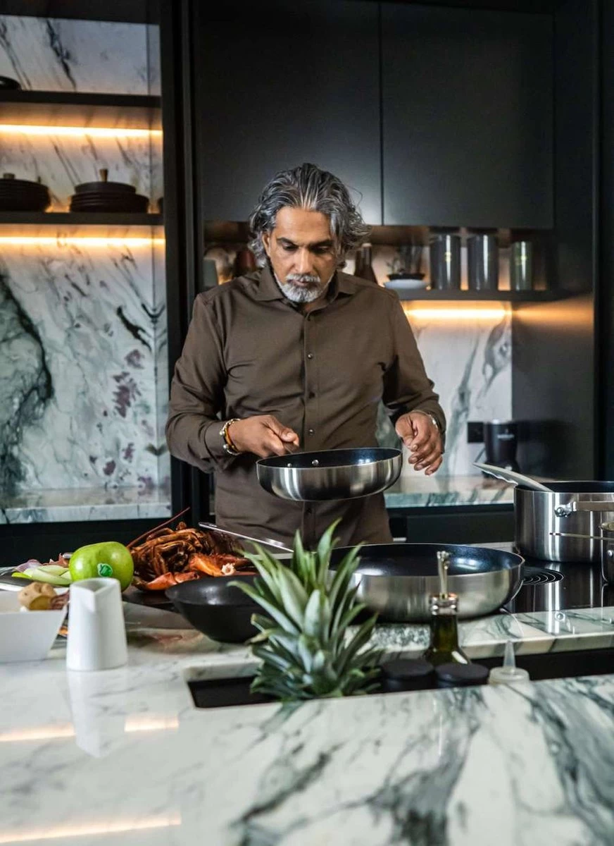 Soenil By ISENVI - Koekenpan Inductie - 28 CM - Keramische Pan - RVS Handgreep 8 Soenil By ISENVI - Koekenpan Inductie - 28 CM - Keramische Pan - RVS Handgreep - Afbeelding 6