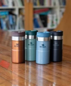 Stanley The NeverLeak™ Travel Mug 0,25L NEW - Thermosfles - Maple -Keuken Verkoop 989x1200
